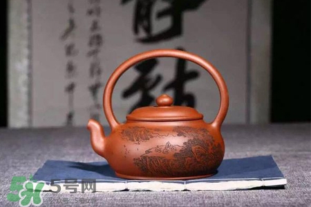 剛買的紫砂壺怎么清洗？新買的紫砂壺怎么清洗？