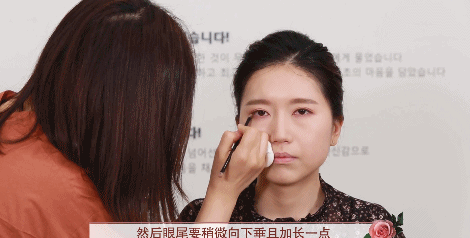 干玫瑰色妝容怎么化？干玫瑰色妝容畫法步驟