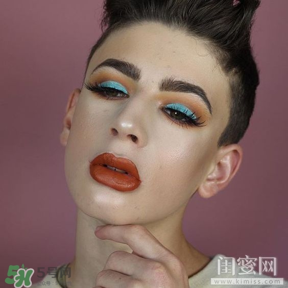 豆沙色和南瓜色的區(qū)別 豆沙色和南瓜色哪個(gè)好看？