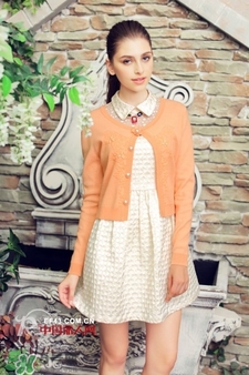 4月份穿什么衣服？四月份穿衣搭配