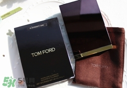 tom ford蜜粉餅怎么用？tom ford蜜粉餅使用方法