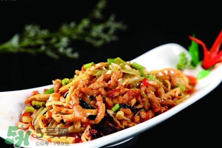 魚香肉絲用什么肉？魚香肉絲可以用雞肉嗎？