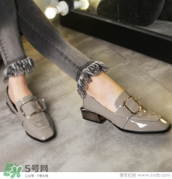 4月份穿什么鞋子？四月份鞋子搭配