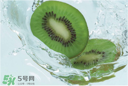 獼猴桃里面的黃芯可以吃嗎？獼猴桃里面變黃了能吃嗎？