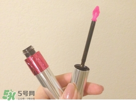 ysl唇油怎么用？ysl唇油使用方法