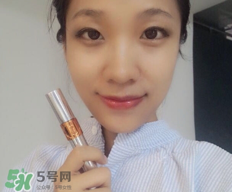 ysl唇油怎么用？ysl唇油使用方法