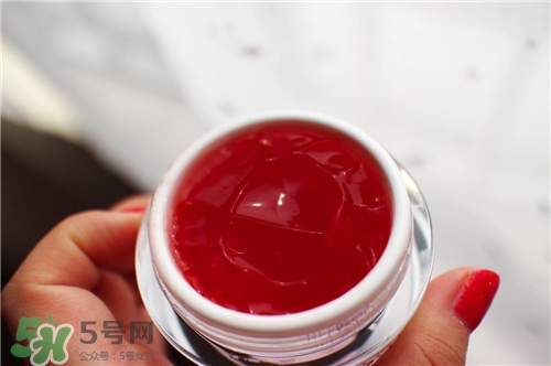 紅酒面膜可以天天敷嗎？紅酒面膜敷完臉用洗嗎？