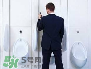 男性尿痛出血怎么回事？男性尿痛是怎么引起的
