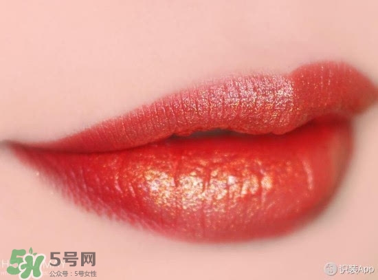 啞光口紅和珠光口紅哪個好？啞光口紅和珠光區(qū)別