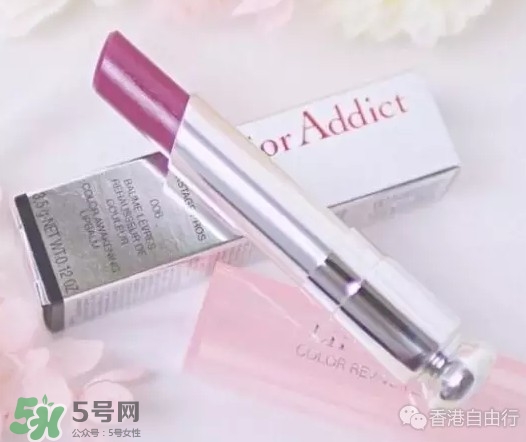 迪奧唇部磨砂膏怎么用？dior迪奧去角質(zhì)唇膏使用方法