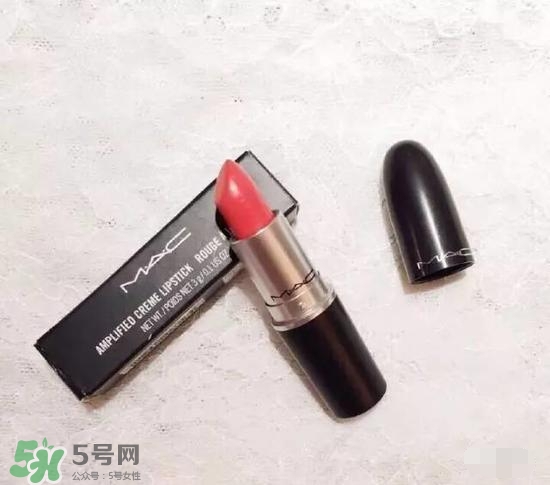 啞光和水潤哪個(gè)好？啞光口紅和水潤口紅區(qū)別