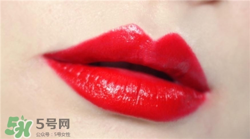 雅詩(shī)蘭黛傾慕340適合黃皮嗎？雅詩(shī)蘭黛340口紅試色