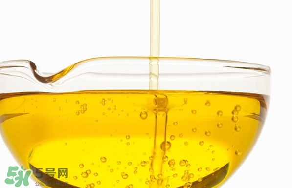 卸妝油悶痘怎么辦？卸妝油悶痘怎么補救？
