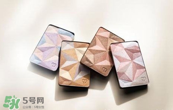 高光飛粉是什么意思？高光飛粉怎么辦？