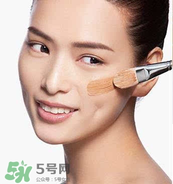 bb霜會(huì)悶痘嗎？bb霜悶痘怎么辦？