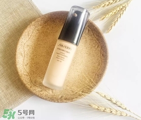 粉底液卡粉怎么辦？粉底液卡粉怎么補(bǔ)救？