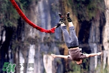 蹦極有危險嗎？玩蹦極要簽生死狀嗎？
