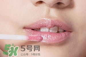 紫色腮紅適合什么口紅？紫色腮紅口紅搭配