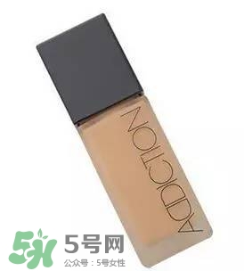 粉底液卡粉怎么辦？粉底液卡粉怎么補(bǔ)救？