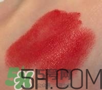 蘭蔻和雅詩(shī)蘭黛口紅哪個(gè)好？雅詩(shī)蘭黛和蘭蔻口紅對(duì)比