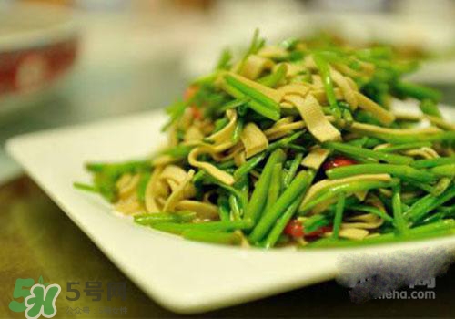 孕婦可以吃野芹菜嗎？孕婦吃野芹菜有什么好處？