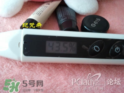 蘭蔻和紀(jì)梵希哪個(gè)好？蘭蔻和紀(jì)梵?？诩t哪個(gè)好？