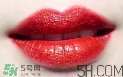 蘭蔻和雅詩(shī)蘭黛口紅哪個(gè)好？雅詩(shī)蘭黛和蘭蔻口紅對(duì)比