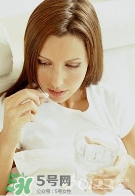 孕期一定要吃葉酸嗎？葉酸吃到什么時候停？