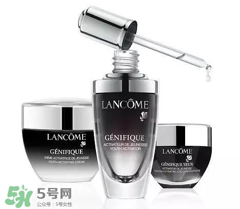 蘭蔻大眼精華和雅詩蘭黛小棕瓶哪個好？蘭蔻大眼精華和小棕瓶對比
