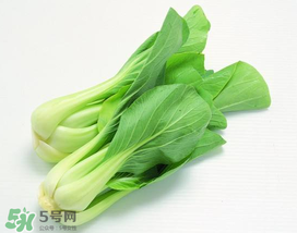 薺菜和青菜哪個(gè)營(yíng)養(yǎng)價(jià)值高？青菜和薺菜有什么分別？