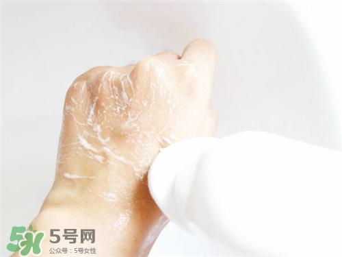 倩碧潔面儀刷頭怎么卸？倩碧潔面儀怎么替換刷頭？