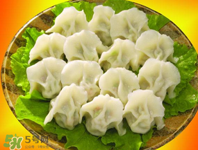 薺菜包餃子好吃嗎？薺菜包餃子根可以吃嗎？
