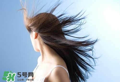 洗頭發(fā)掉頭發(fā)怎么辦？掉頭發(fā)應(yīng)該怎么做？