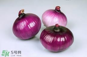 洋蔥中間黃了可以吃嗎？洋蔥里面發(fā)黃能吃嗎？