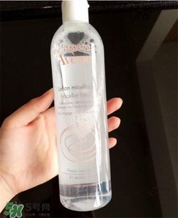 雅漾卸妝水和貝德瑪卸妝水哪個好？雅漾和貝德瑪卸妝水哪個更溫和？