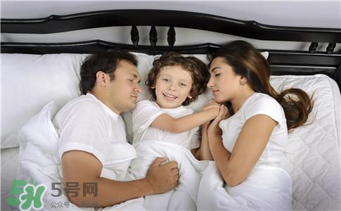 愛(ài)愛(ài)被孩子撞見怎么辦？愛(ài)愛(ài)被看到了怎么辦