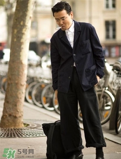 條紋西裝怎么搭配？條紋西服怎么搭配好看？