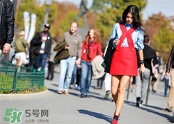 紅色衣服怎么搭配？紅色衣服怎么搭配好看？