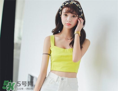 熒光色衣服怎么搭配？熒光色衣服怎么搭配好看？