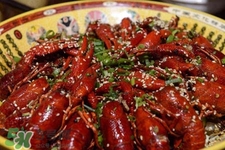 感冒可以吃小龍蝦嗎？感冒頭痛能吃小龍蝦嗎？