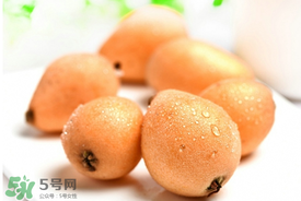 枇杷和姜能一起吃嗎？枇杷和生姜能一起煮嗎？