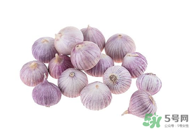 薺菜和大蒜能一起吃嗎？薺菜和蒜頭能一起吃嗎？