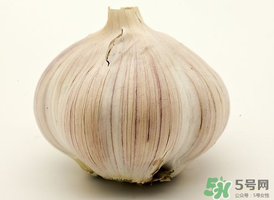 薺菜和大蒜能一起吃嗎？薺菜和蒜頭能一起吃嗎？