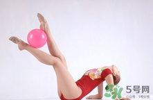 月經(jīng)提前半個(gè)月怎么回事？月經(jīng)提前半個(gè)月什么原因？