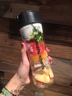 摩飛榨汁機和my juice哪個好？摩飛榨汁機和my juice對比