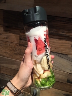 摩飛榨汁機和my juice哪個好？摩飛榨汁機和my juice對比