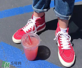 vans是什么牌子？vans范斯是什么檔次？