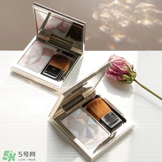 cpb和后哪個(gè)好用？cpb和whoo后哪個(gè)檔次高？