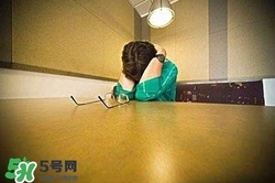 抑郁癥有哪些癥狀？哪些人易患抑郁癥？