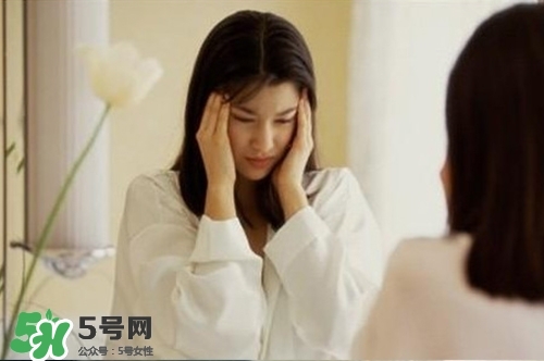 抑郁癥有哪些癥狀？哪些人易患抑郁癥？